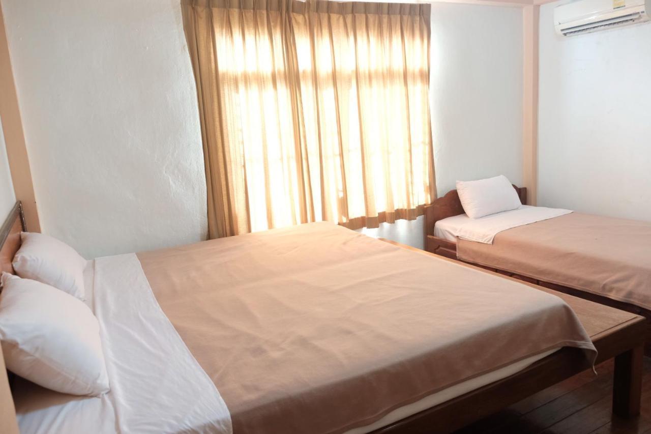Manilath Guesthouse Banhuajszaj Kültér fotó